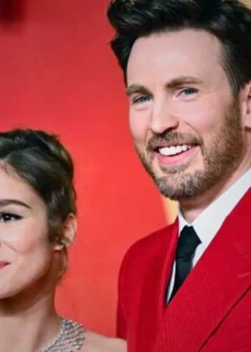 Alba Baptista and Chris Evans welcome their first child